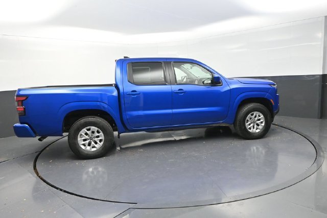 Used 2024 Blue Nissan SV image 9