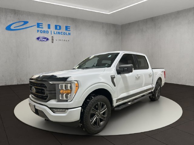 Used 2022 White Ford XLT image 3