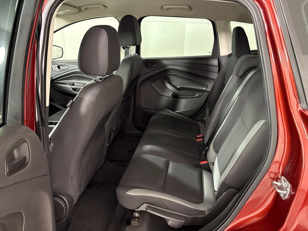 Used 2014 Red Ford S image 25
