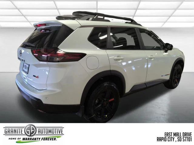 New 2026 Everest White Pearl TriCoat Nissan Rock Creek® image 5