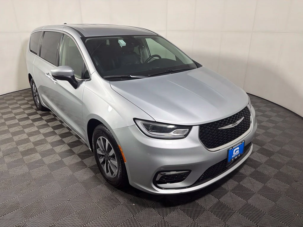 2023 Chrysler Pacifica