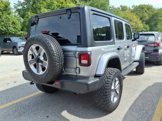 Used 2018 Silver Jeep Sahara 4x4 image 5