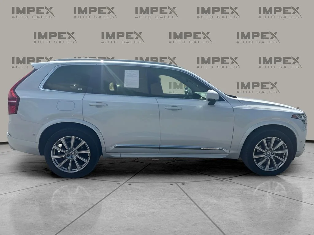 Used 2017 White Volvo T6 Inscription image 6