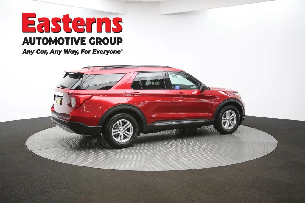 Used 2023 Red Ford XLT image 43