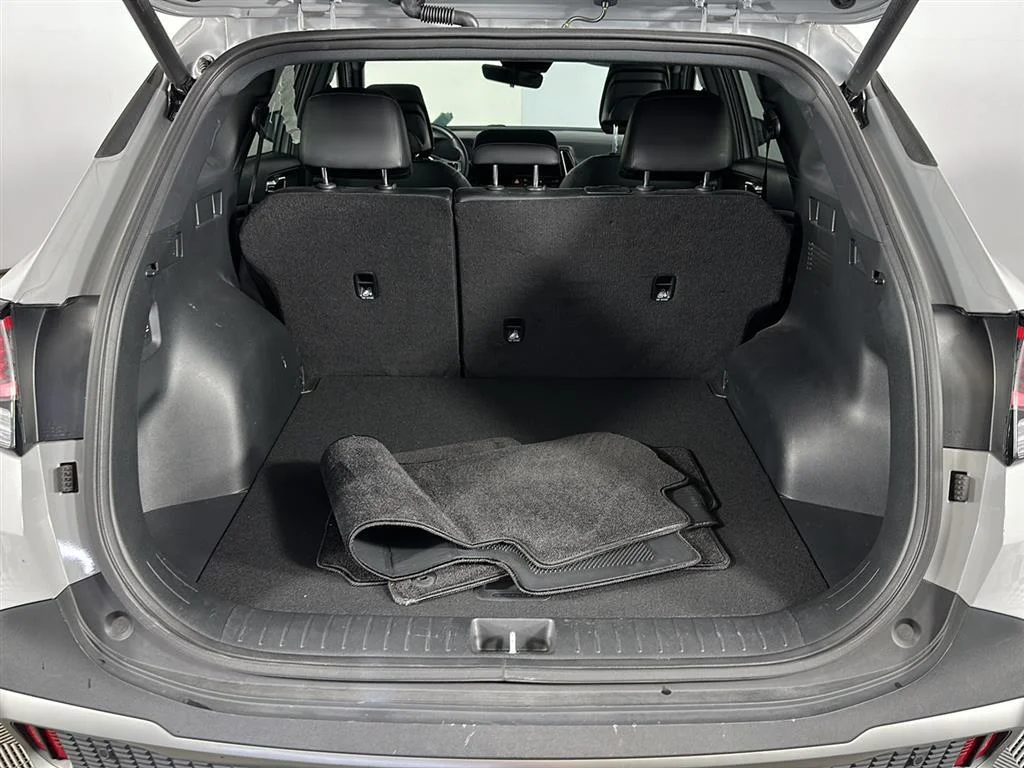Used 2024 Wolf Gray Kia X-Line image 24