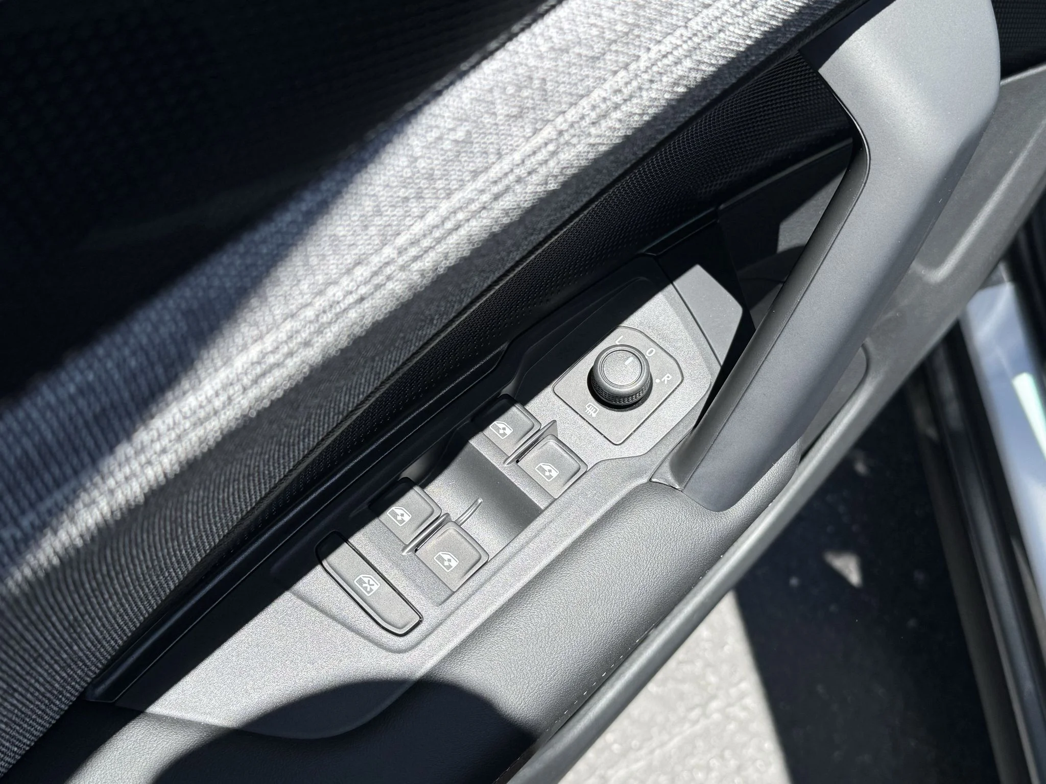 New 2026 Platinum Gray Metallic Volkswagen S image 13