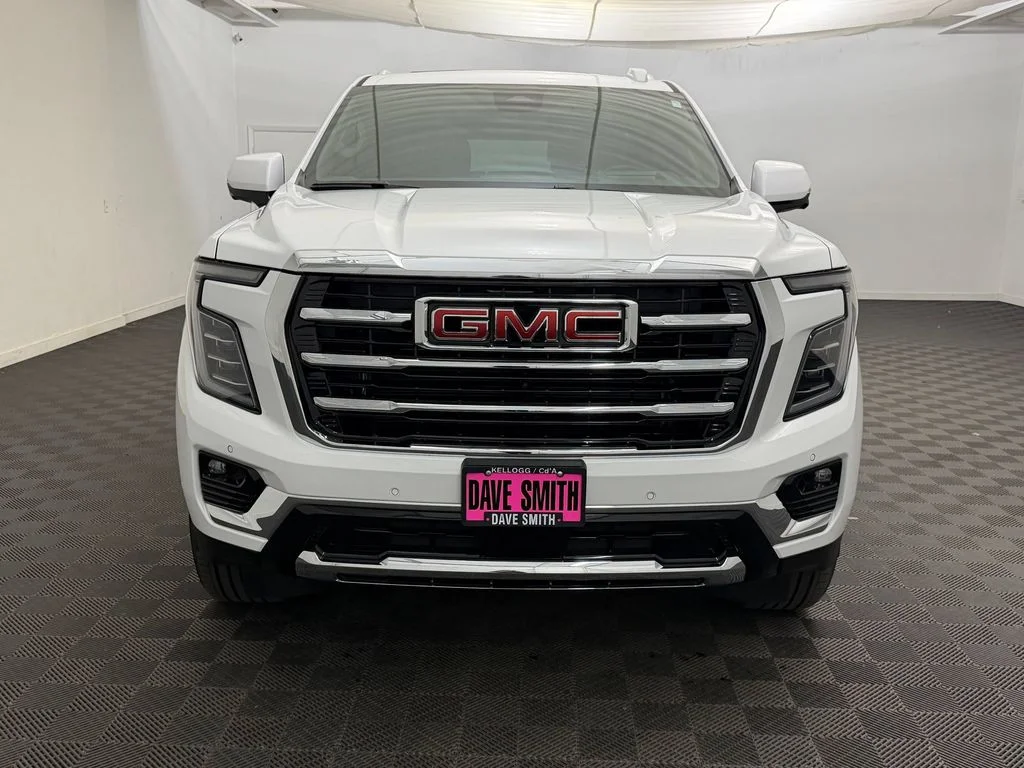Used 2026 Summit White GMC Elevation image 6