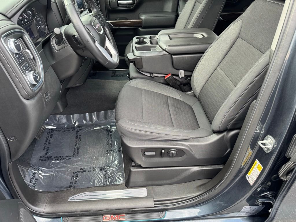 Used 2021 Blue GMC Elevation image 13