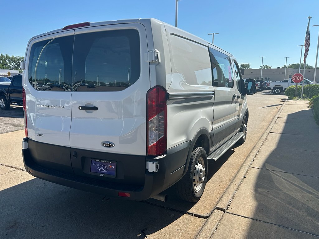 Used 2024 Oxford White Ford Base image 5