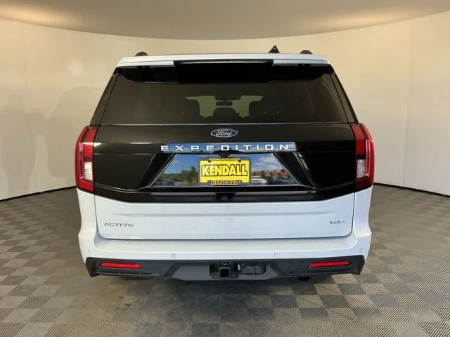 Used 2025 Silver Metallic Ford Active image 5