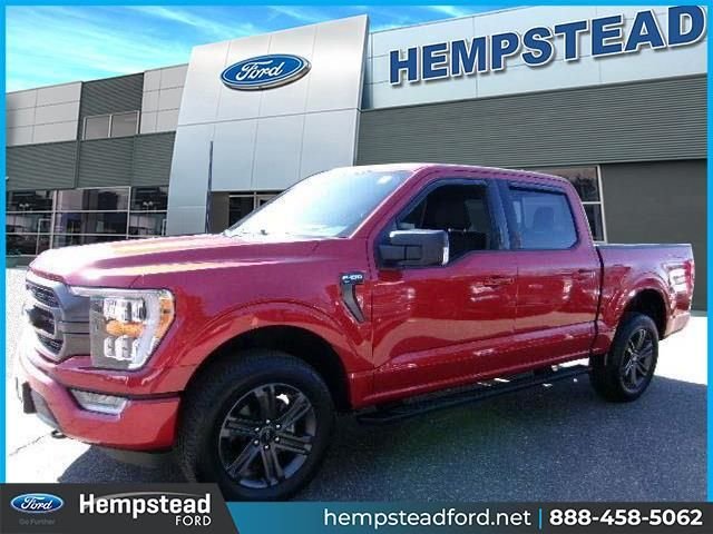 Certified Used 2023 Hot Pepper Red Metallic Tinted Clearcoat Ford XLT image 1