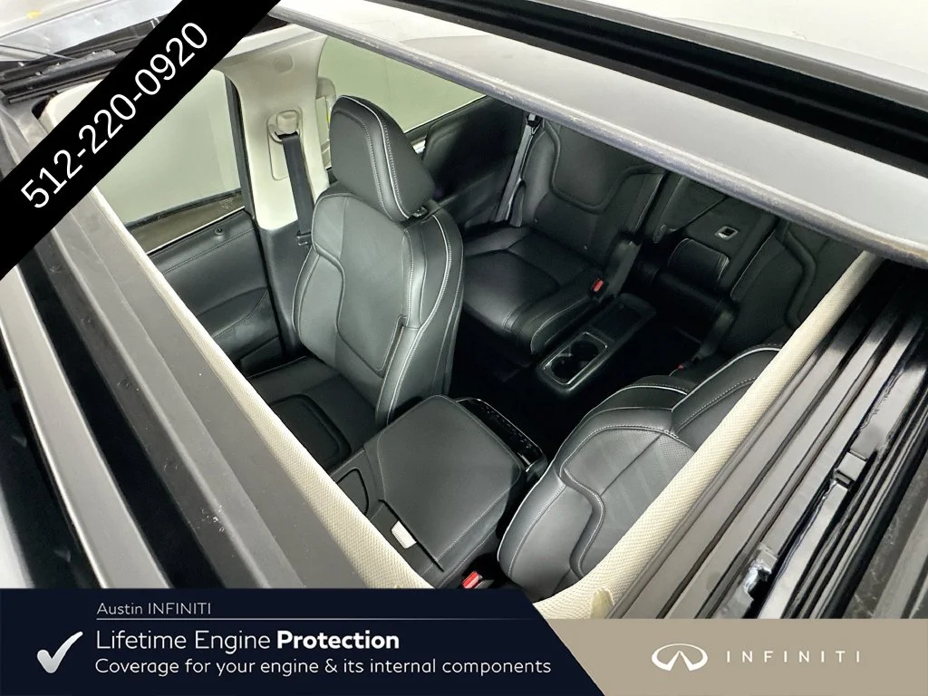 New 2027 Silver INFINITI LUXE image 28