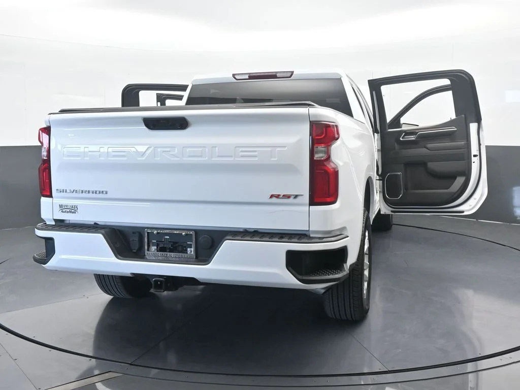 Used 2023 Summit White Chevrolet RST image 74