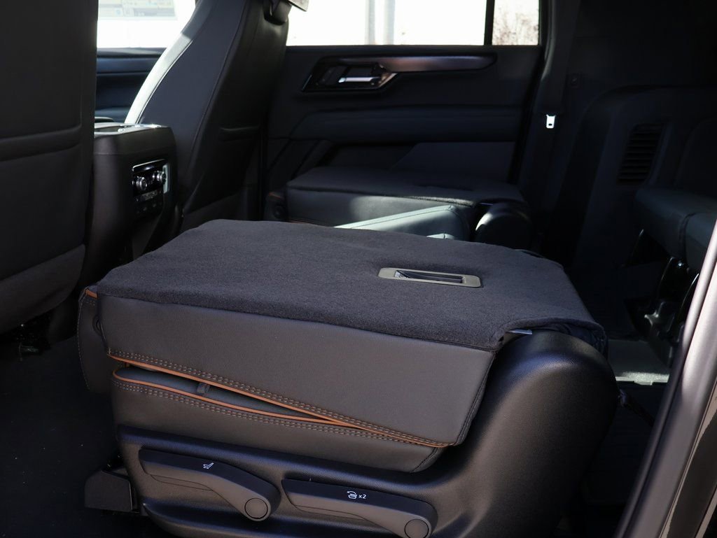 New 2026 Onyx Black GMC AT4 image 24