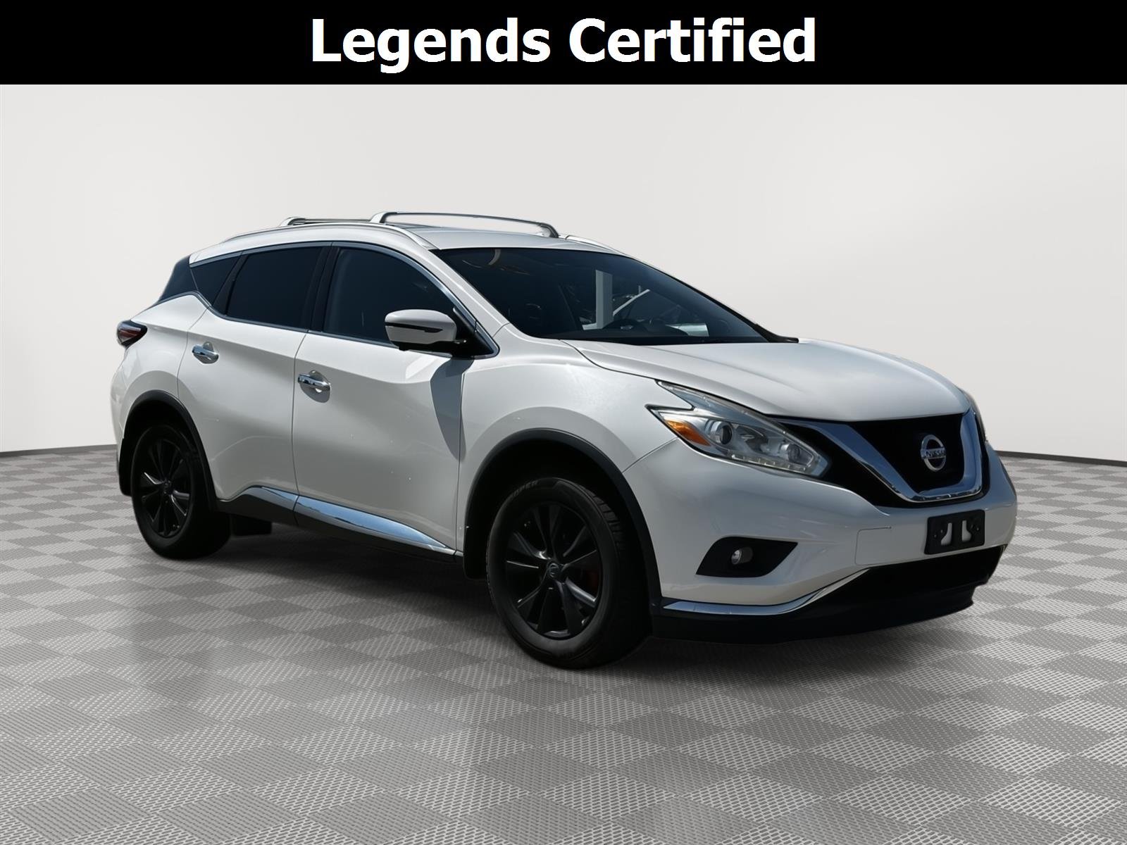 Used 2016 Pearl White Nissan SL image 1