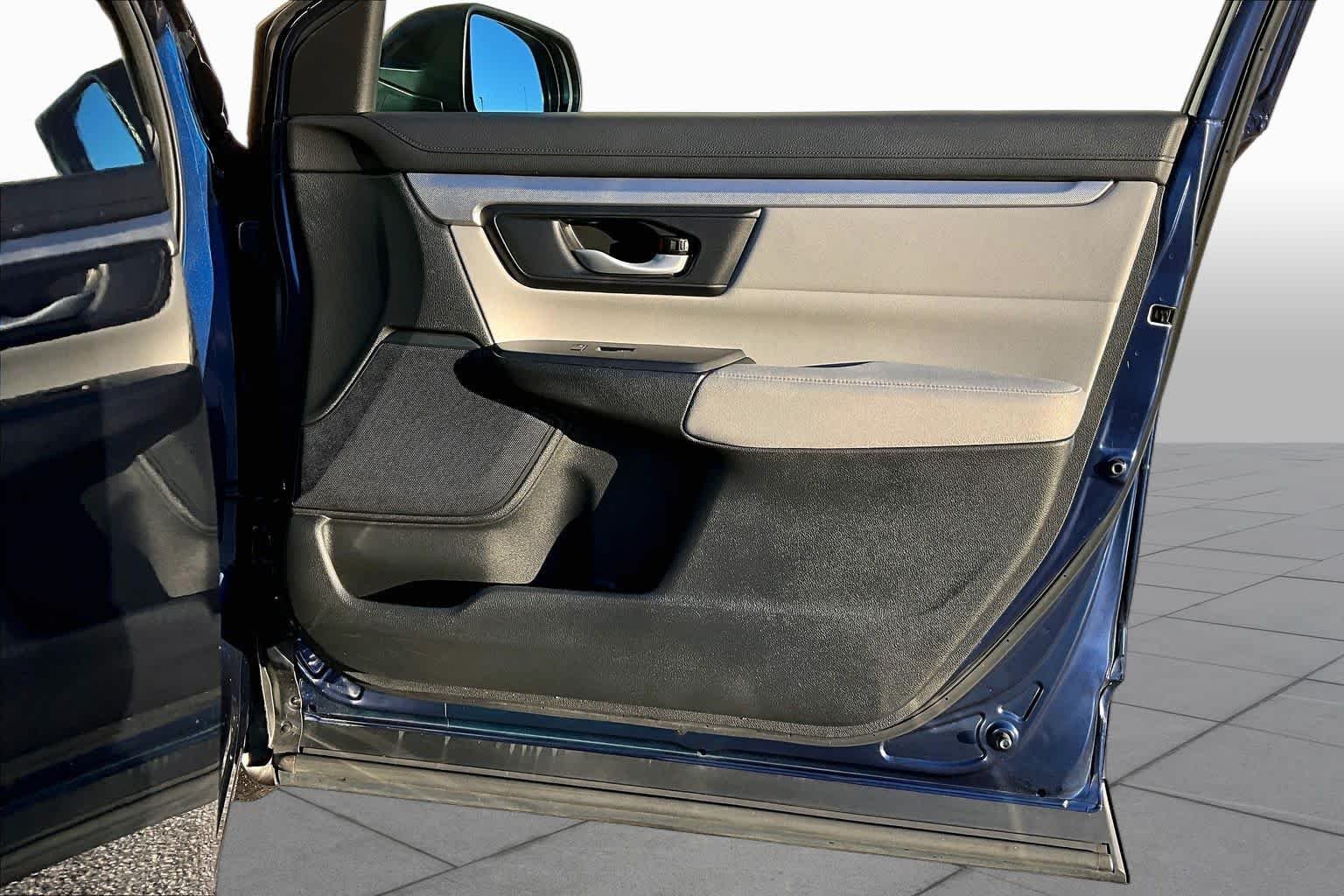 Used 2019 Obsidian Blue Pearl Honda LX image 23