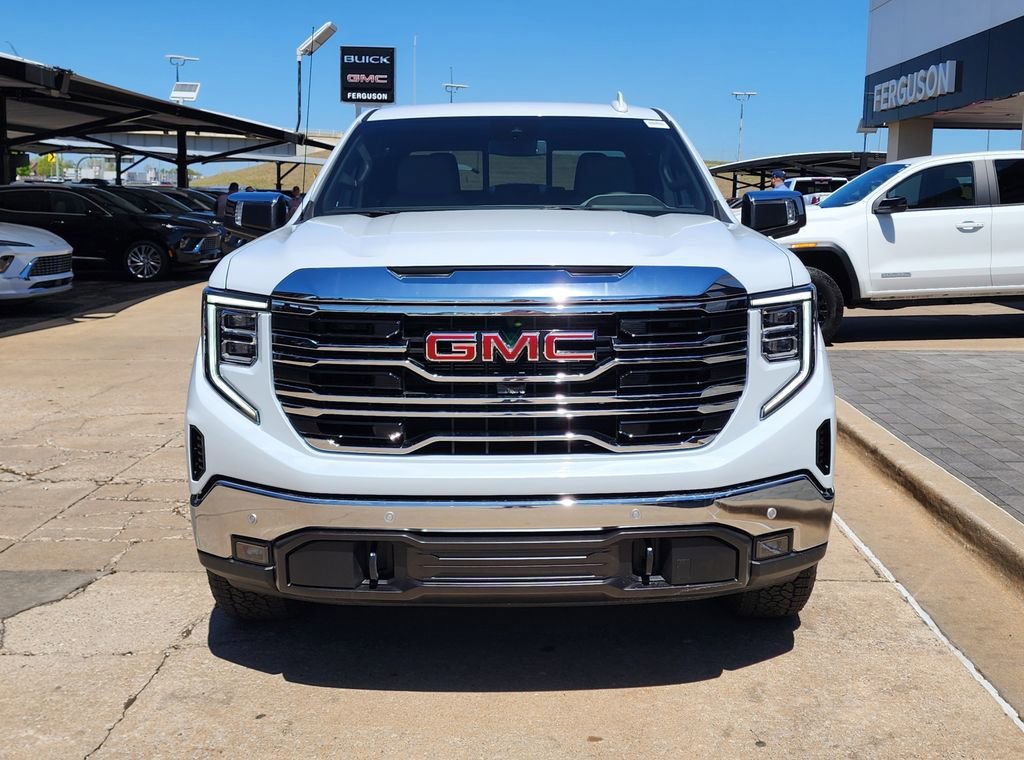 2026 GMC Sierra 1500 SLT - Photo 10