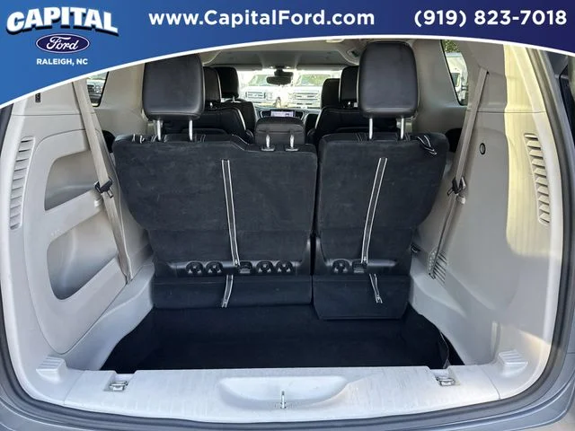 Used 2023 White Chrysler Touring L image 16