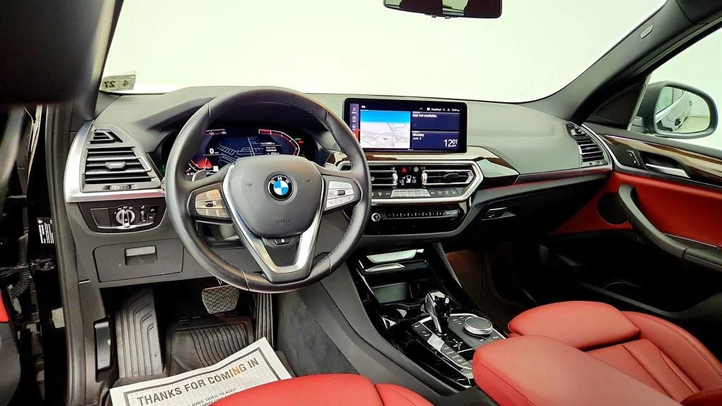 Used 2022 Black Sapphire Metallic BMW xDrive30i SAV w/ Premium Package 2 & Live Cockpit Pro image 12