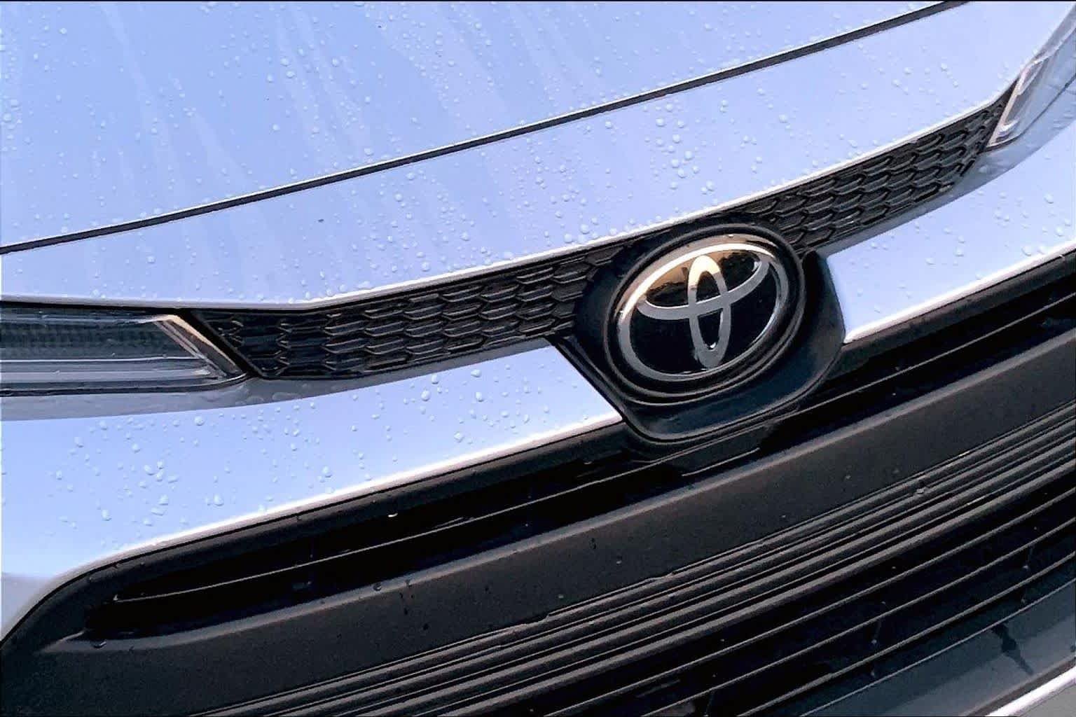 Used 2024 Classic Silver Metallic Toyota LE image 29