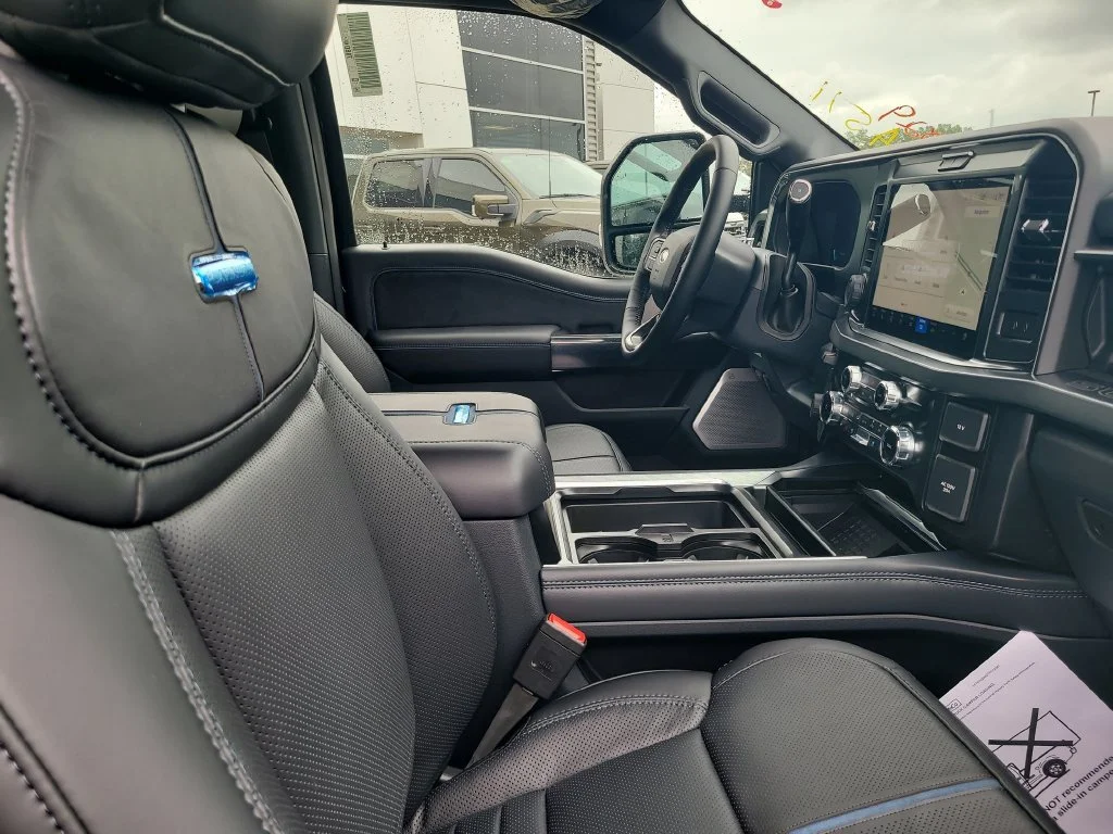 2026 Ford F-250 Super Duty Platinum - Photo 35