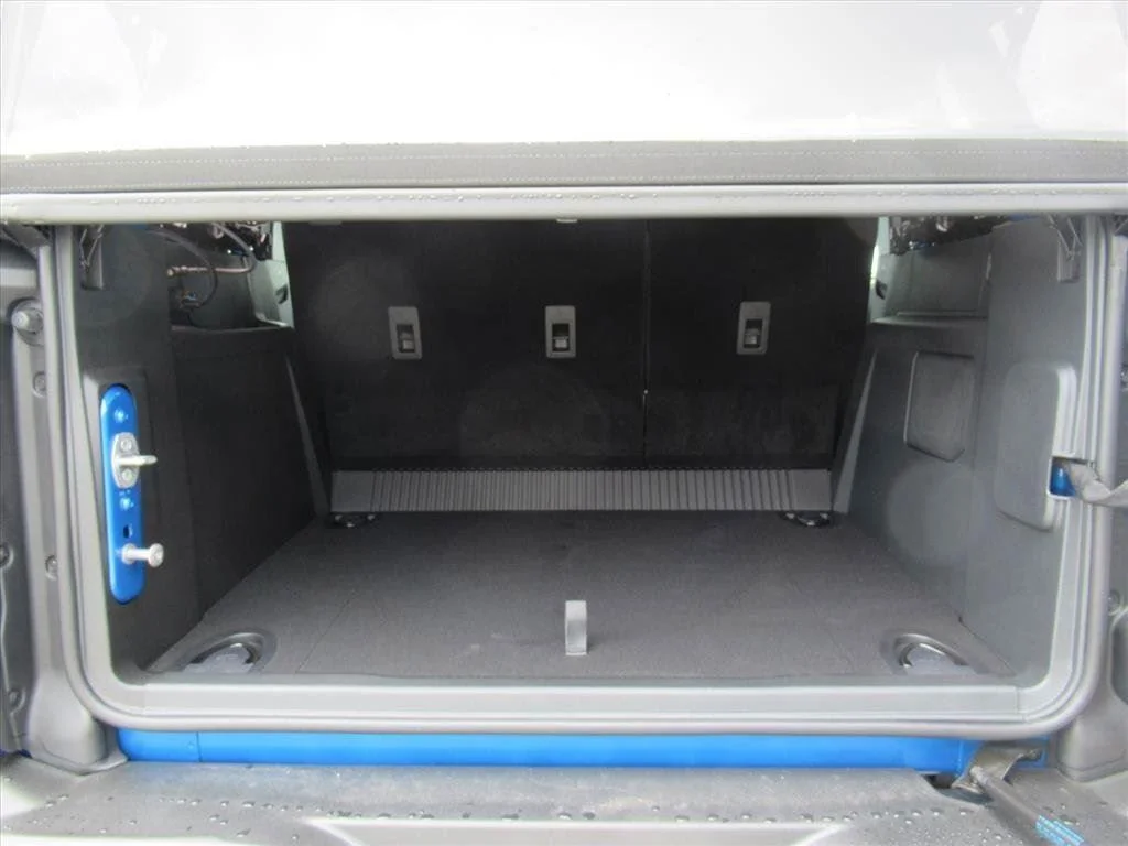 2025 Ford Bronco 4-Door Base - Photo 28