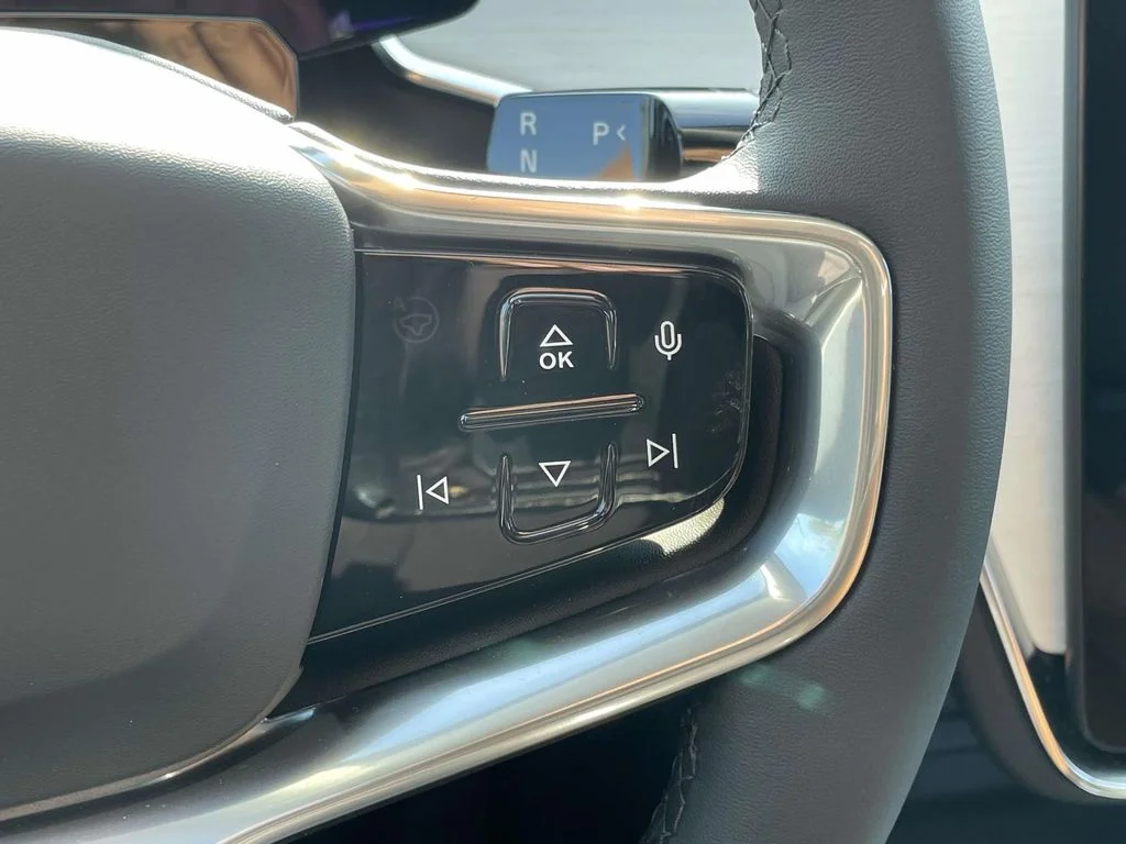 New 2026 Aurora Silver Volvo Ultra image 11