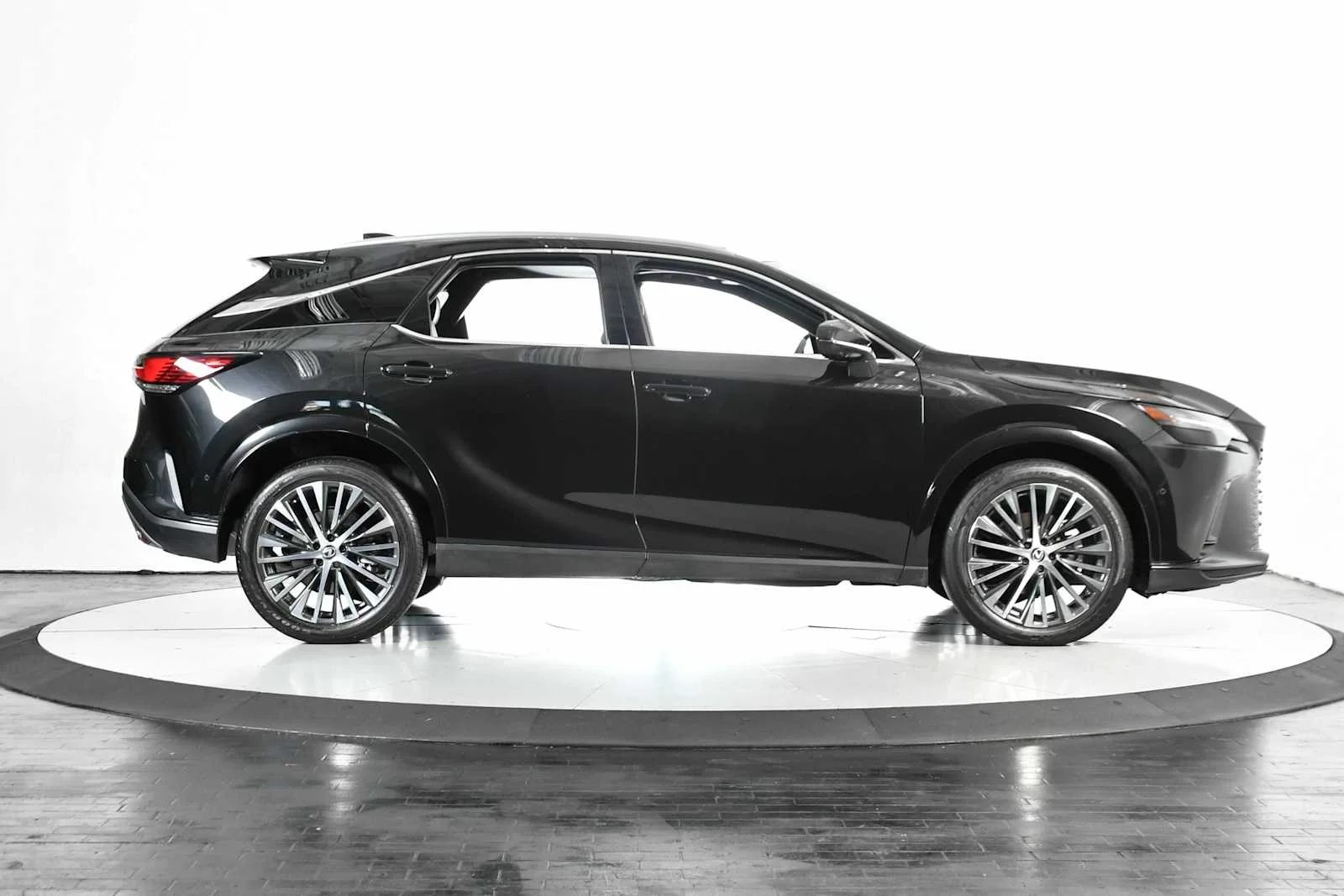Used 2024 Caviar Lexus Premium Plus image 6