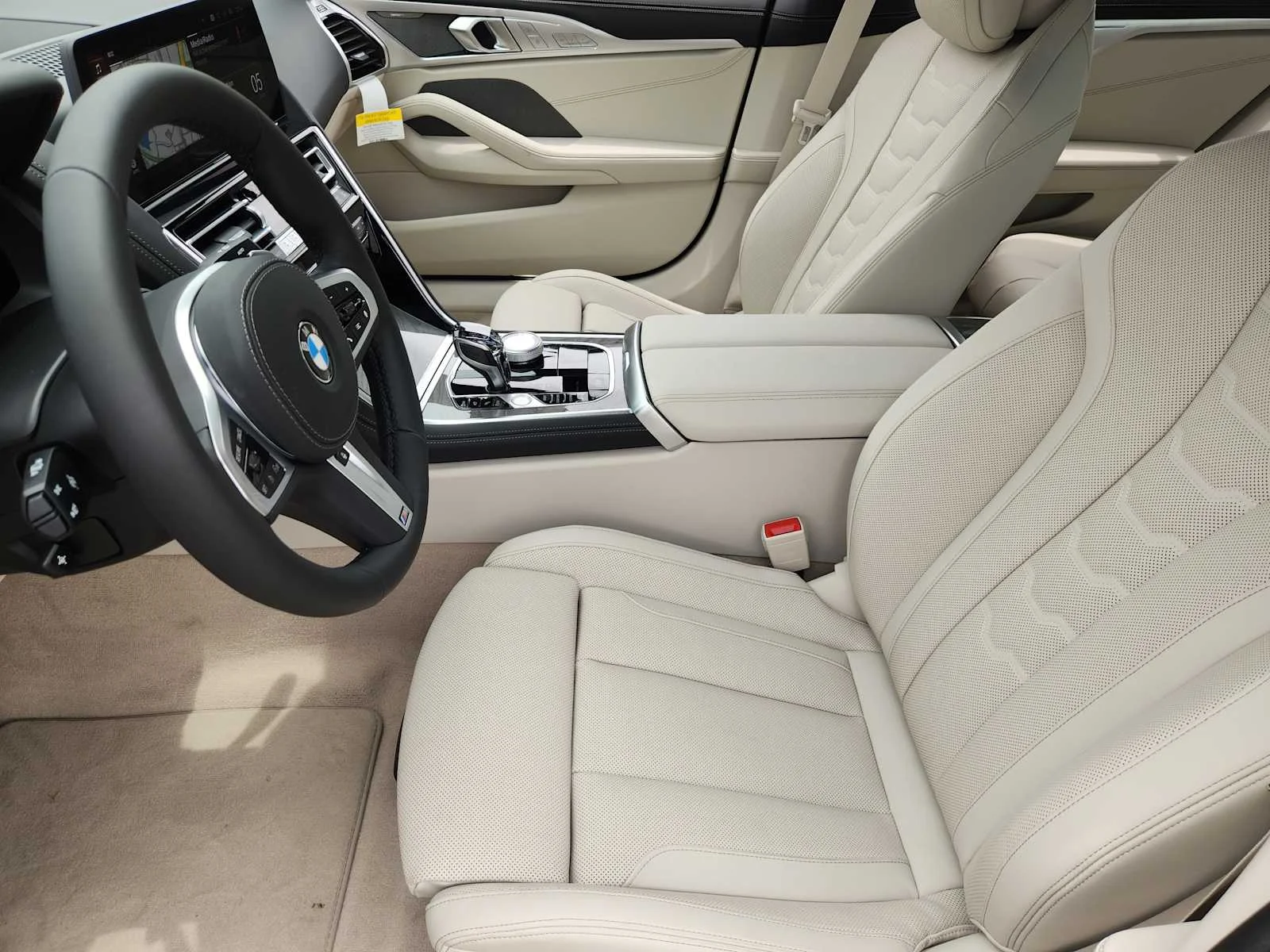 New 2026 Tanzanite Blue II Metallic BMW 840i image 4