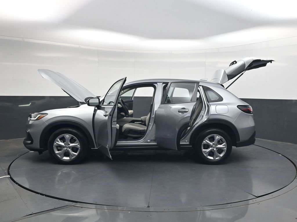 Used 2024  Honda LX image 39