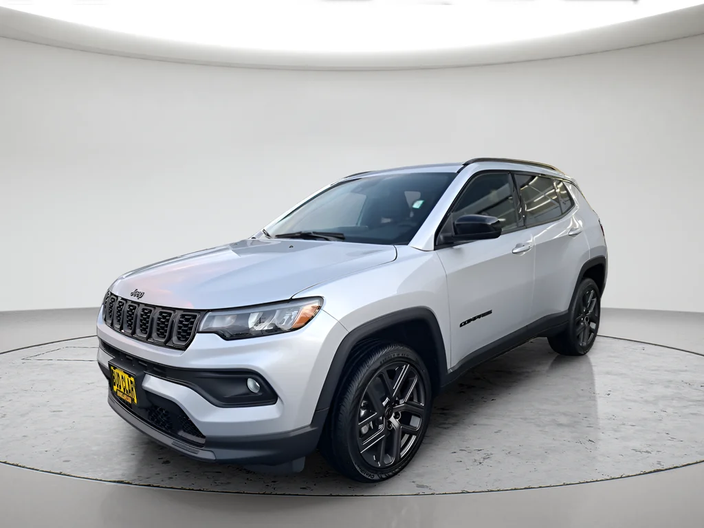 New 2026 Silver Zynith Metallic Clear-Coat Exterior Paint Jeep Latitude image 1