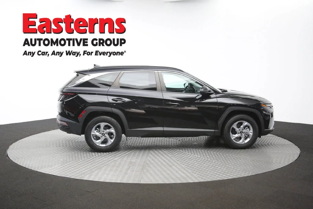 Used 2023 Black Hyundai SEL image 46