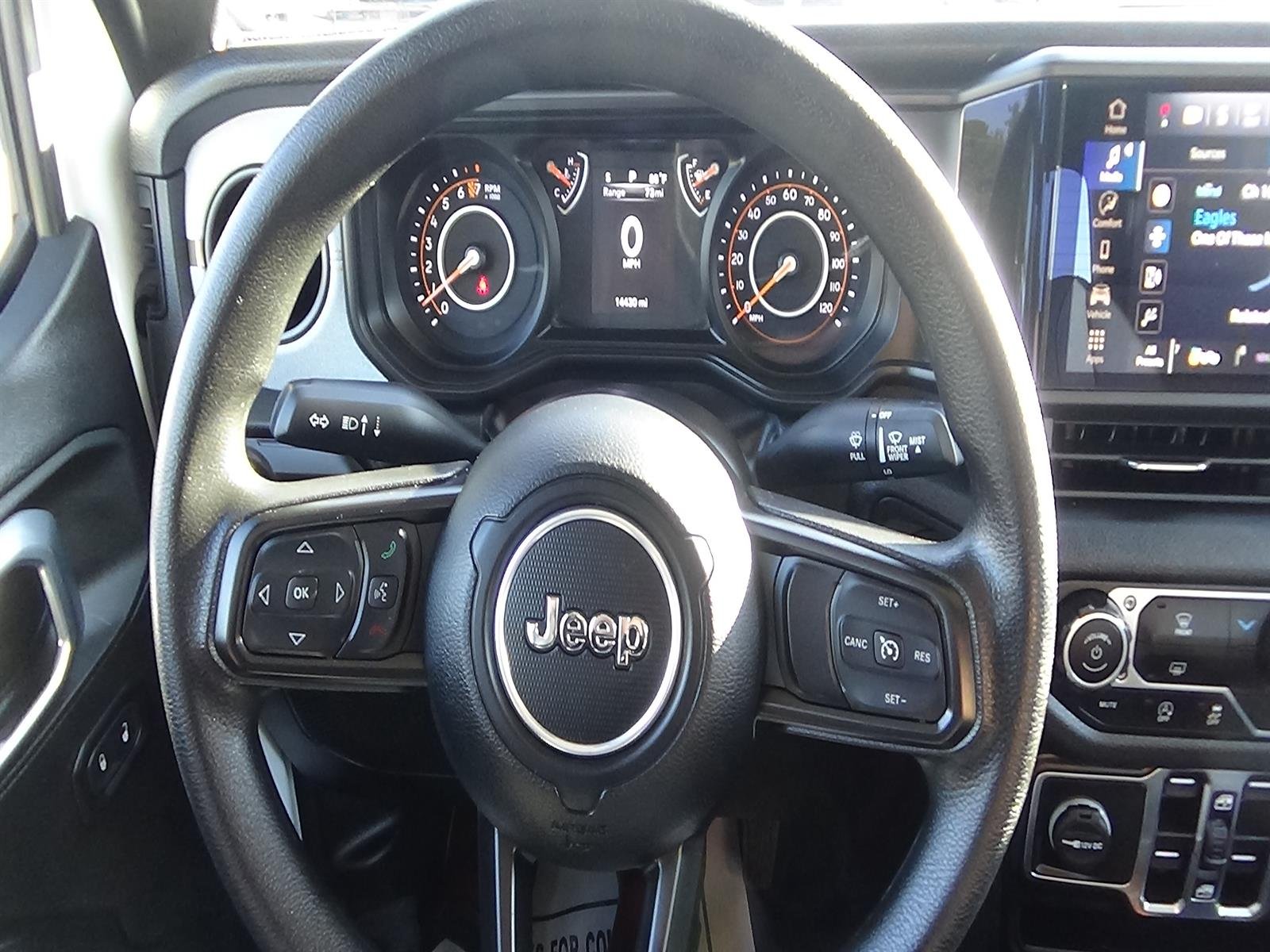 Certified Used 2025 Bright White Clear Coat (pw7) Jeep Sport image 18