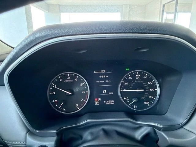 Used 2025 White Subaru Onyx Edition XT image 27