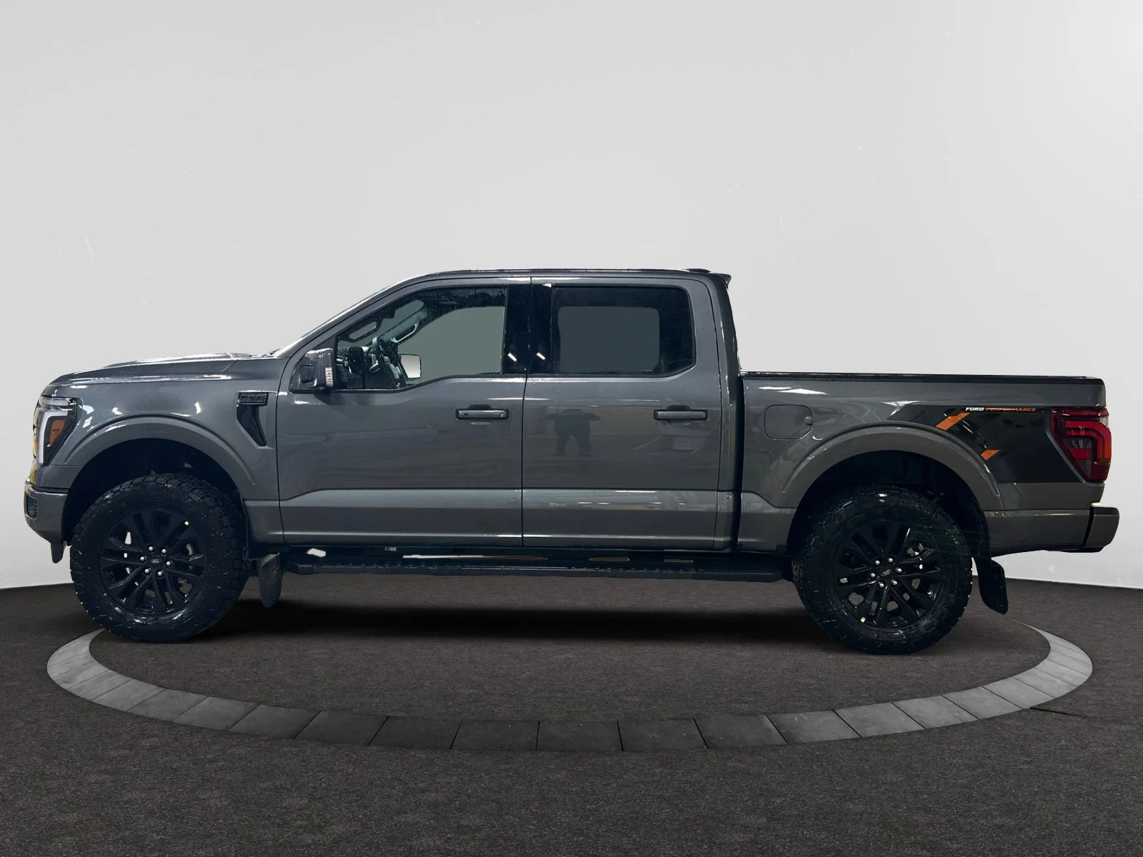 New 2026 Carbonized Grey Metallic Ford Lariat image 2
