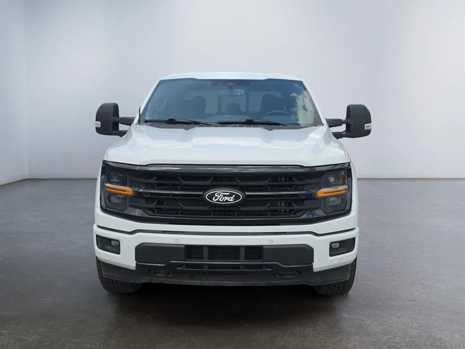 Used 2024 Oxford White Ford XLT image 8