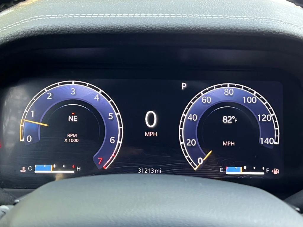 Used 2023 White Jeep Limited image 19