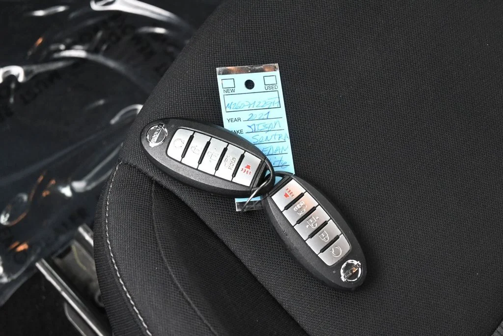 Used 2021 Fresh Powder Nissan SV image 19