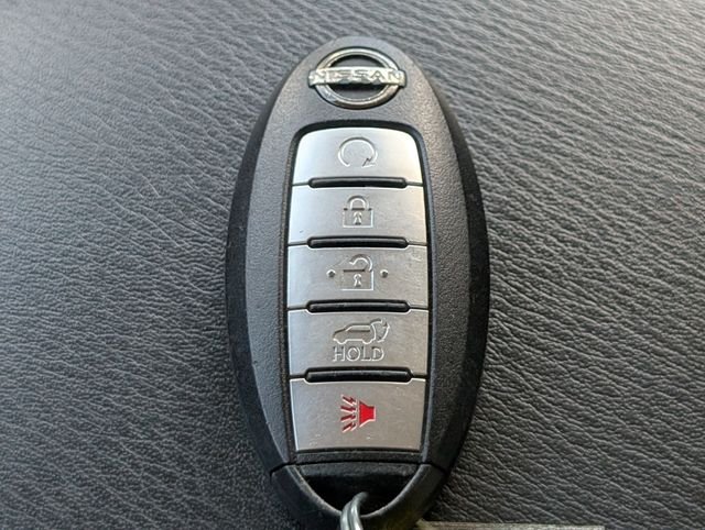 Used 2023 Gray Nissan SL image 36