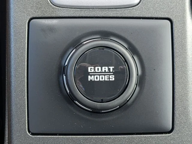New 2026 Azure Gray Metallic Tri-Coat Ford Outer Banks® image 22
