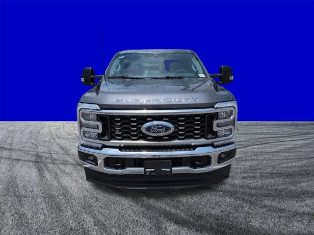 New 2026 Carbonized Gray Metallic Ford F-350® Lariat® image 9
