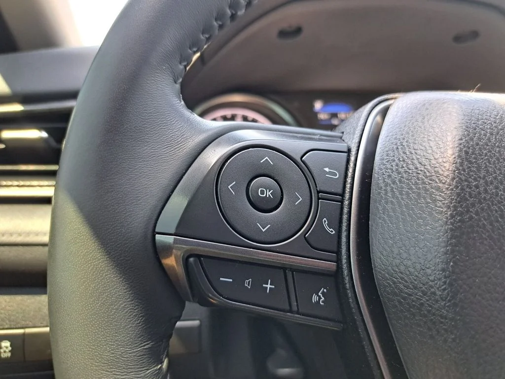 2024 Toyota Camry SE - Photo 14