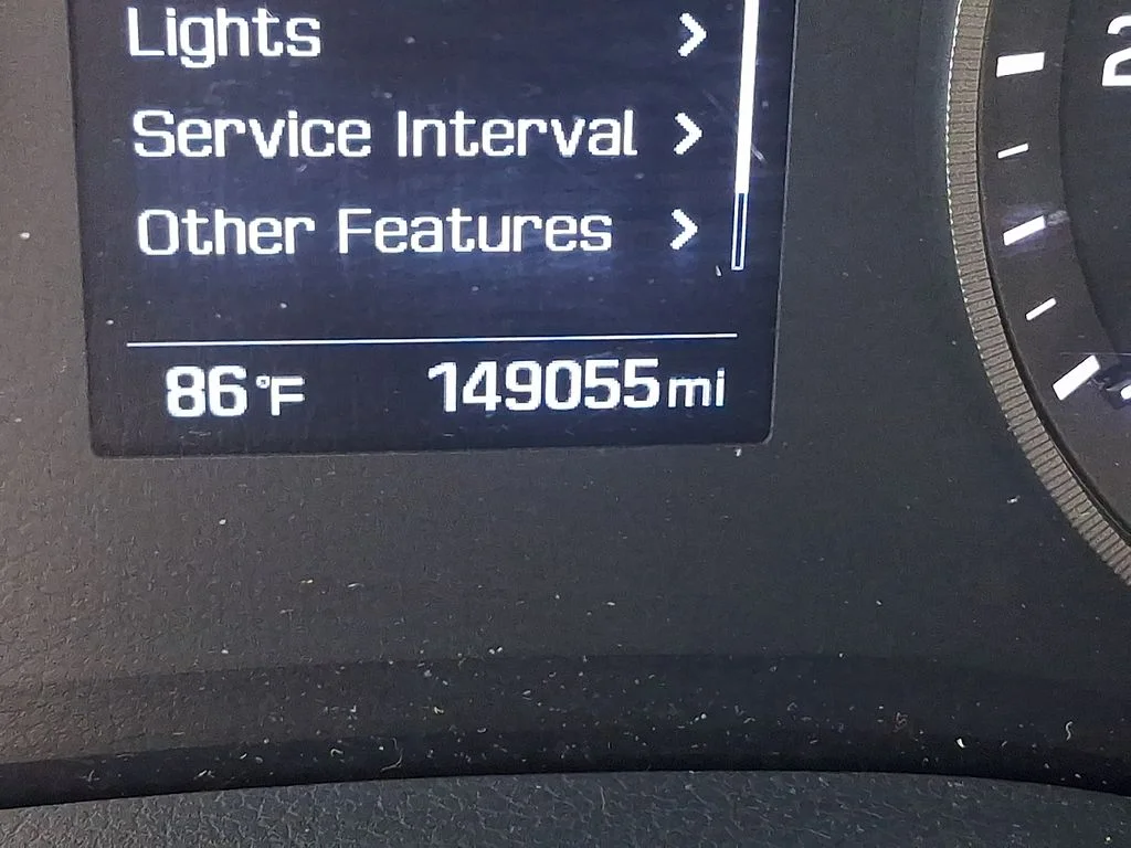 Used 2018 Silver Hyundai SEL image 19