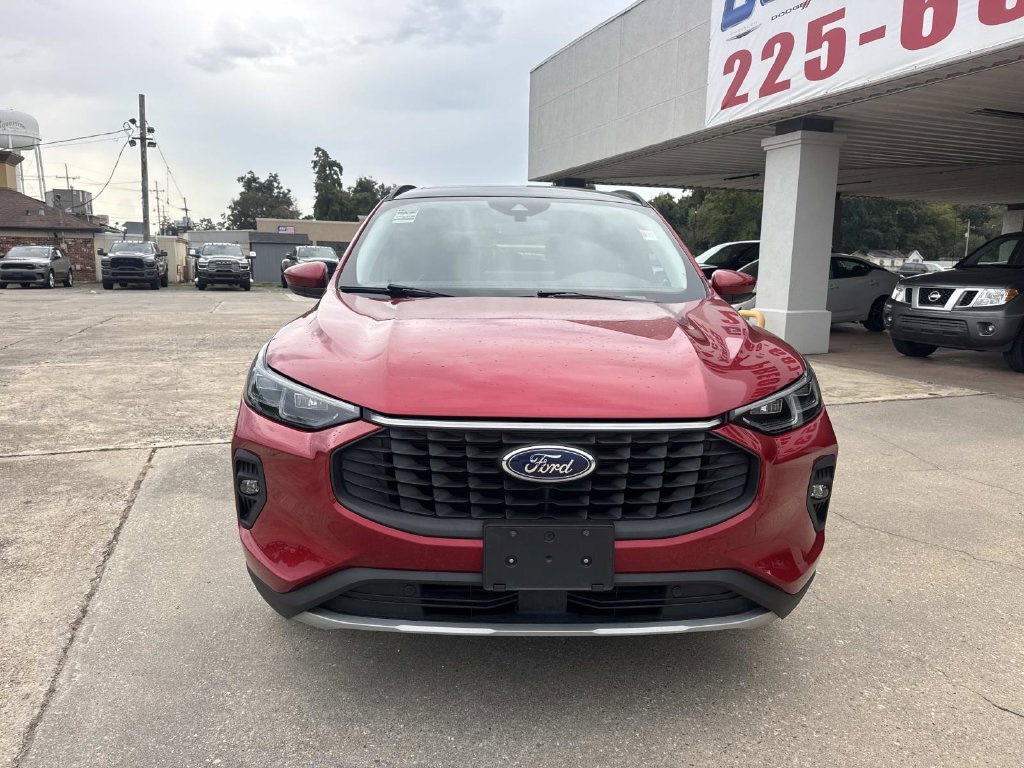 Used 2025 Red Ford Platinum image 2