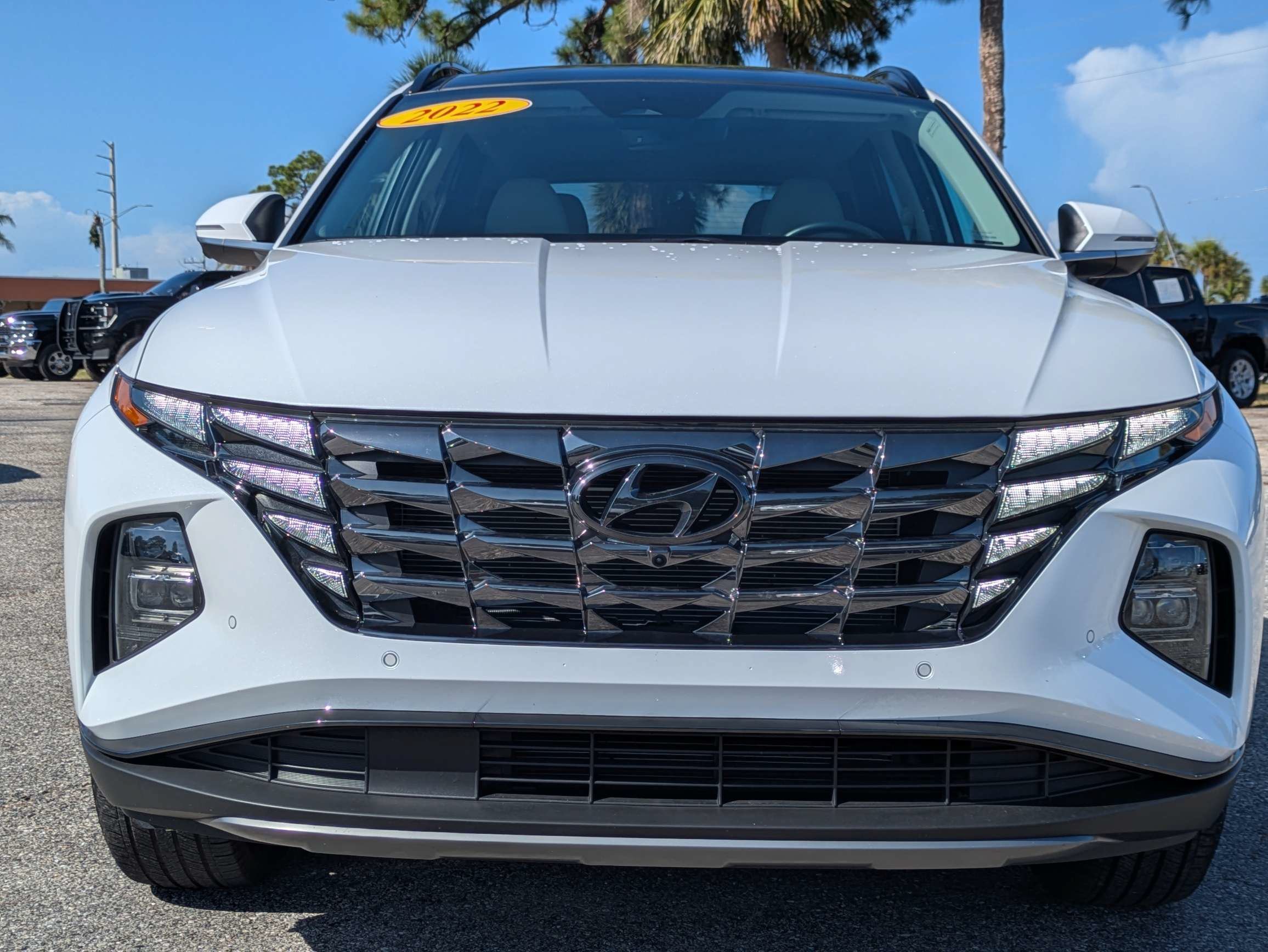 Used 2022 Quartz White Hyundai Limited image 8