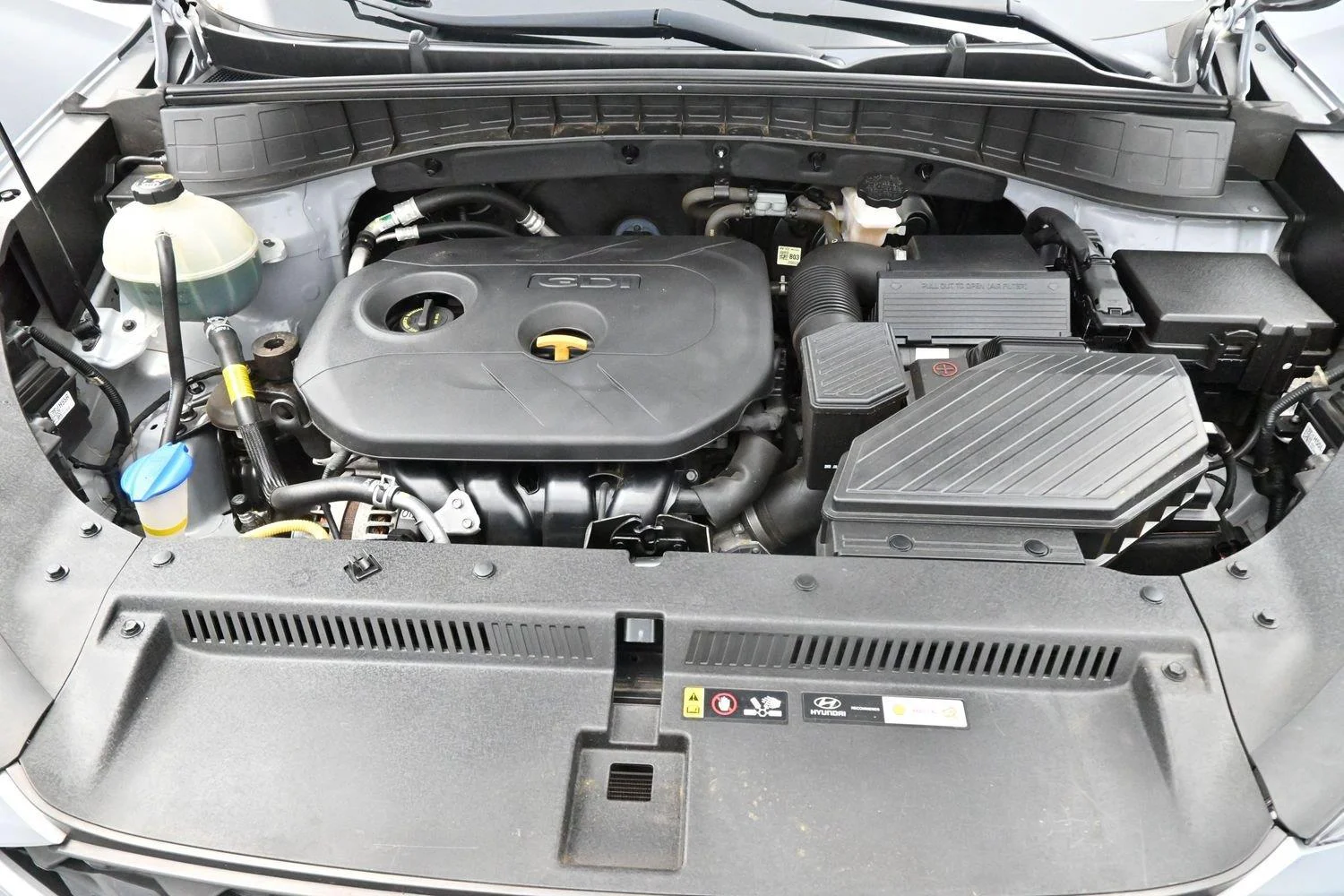 Used 2020 Stellar Silver Hyundai SE image 30