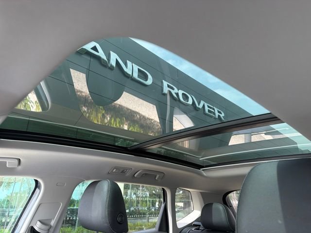 Used 2024 Pure Gray Volkswagen SE image 11