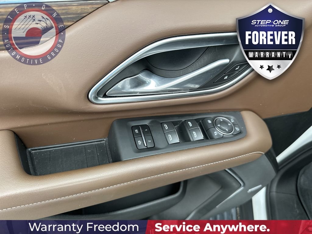 Used 2024 Beige Chevrolet High Country image 13