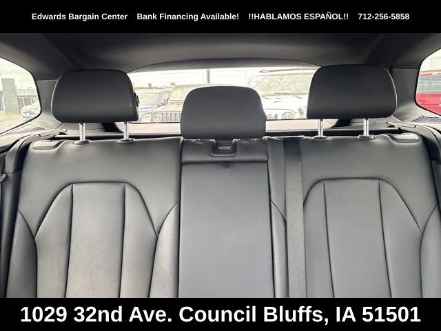 Used 2021 White BMW xDrive30i image 19