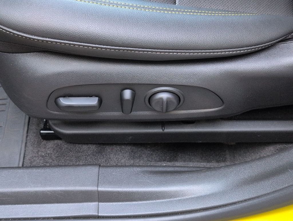 Used 2025 Yellow Chevrolet ACTIV image 17